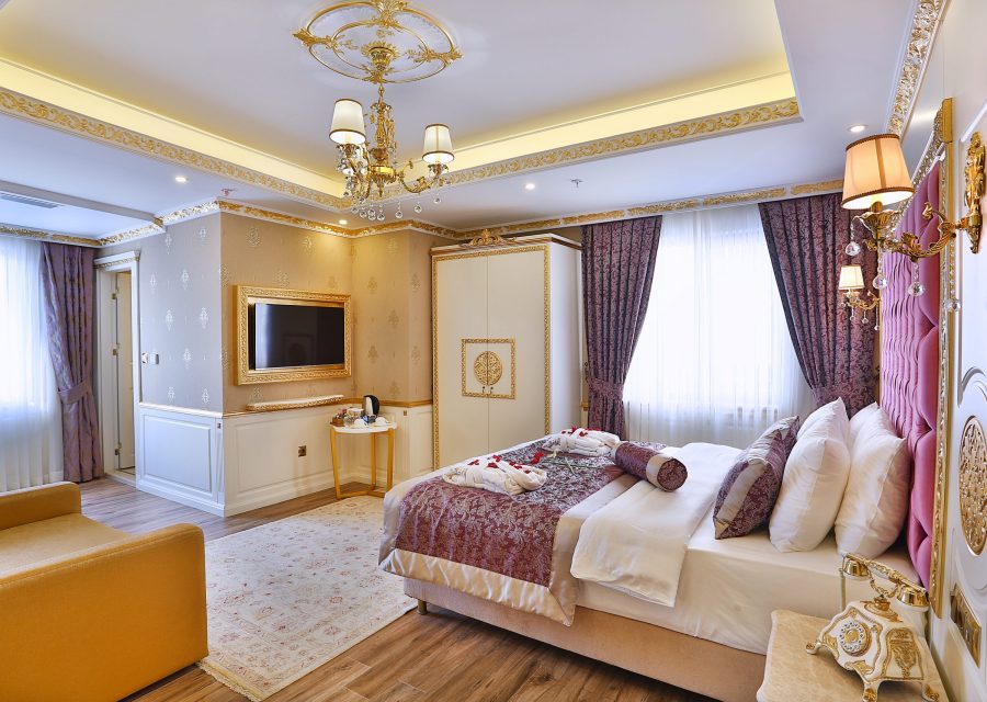 Delüks üç kişilik oda | Hotel Emirhan Palace