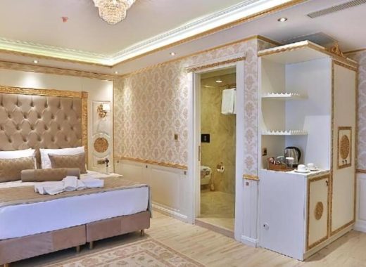 Delüks çift kişilik balkonlu oda | Hotel Emirhan Palace