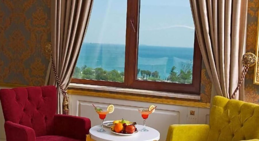 Deniz manzaralı Junior Suite | Hotel Emirhan Palace